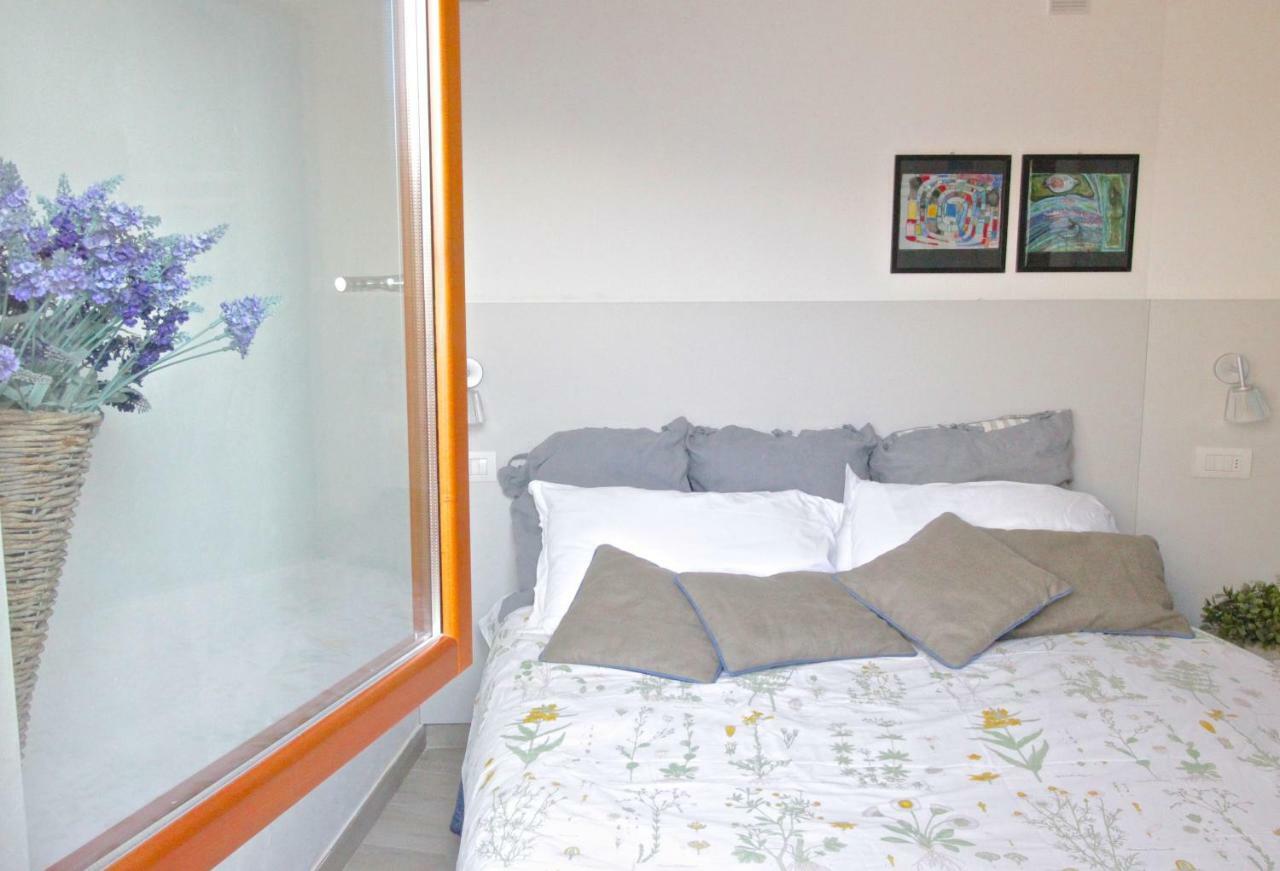 Ca De L'Angelon Aparthotel Brenzone sul Garda Exteriör bild